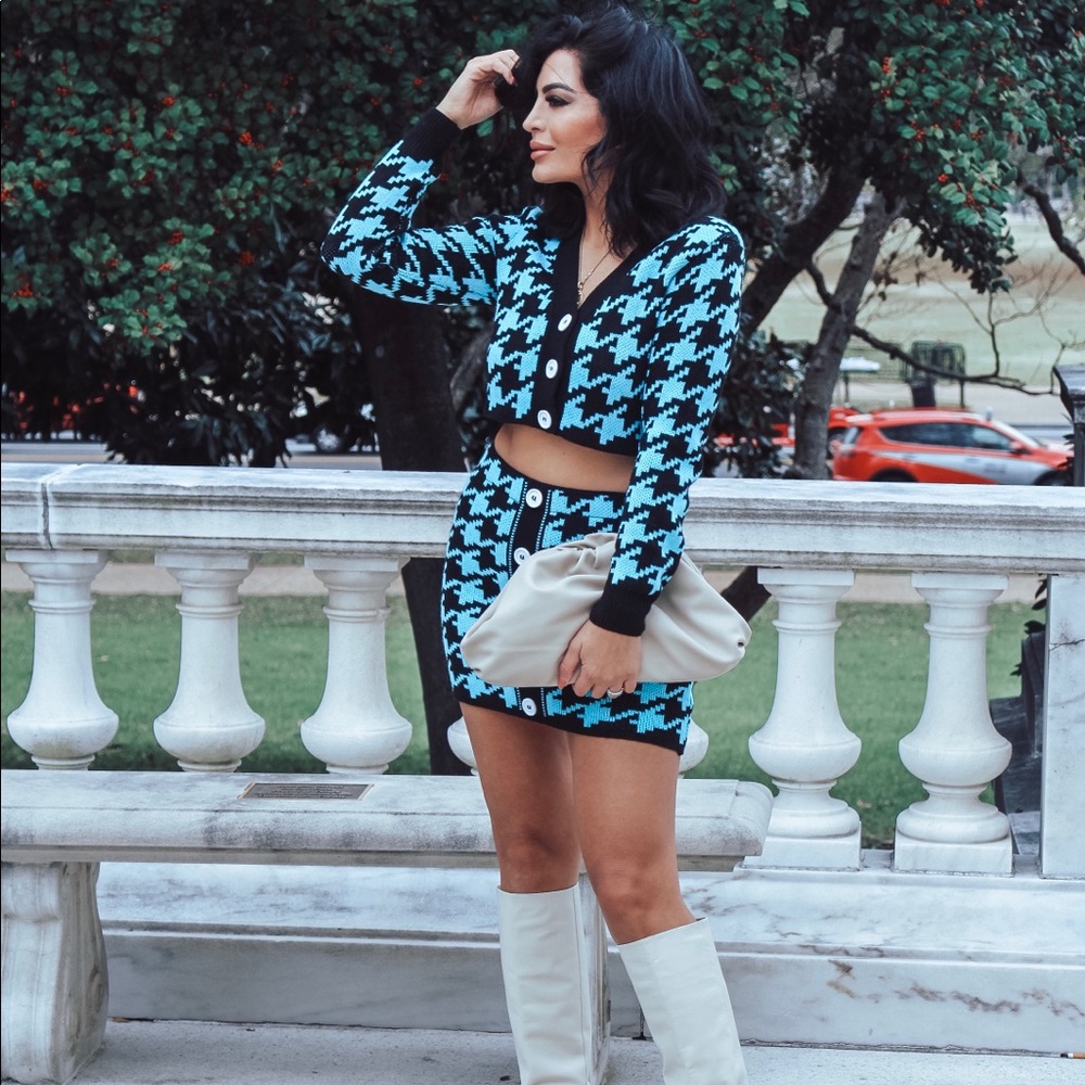Two piece set
